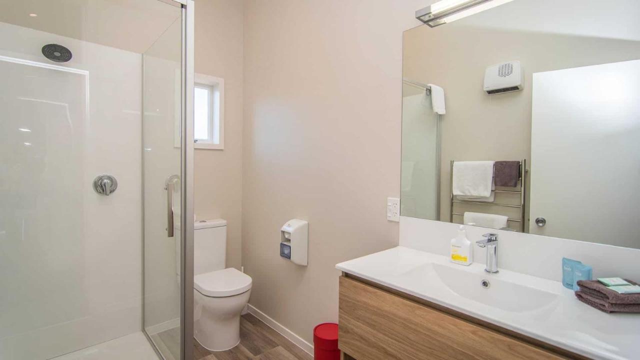 Cedar Lodge Motel Тимару Экстерьер фото