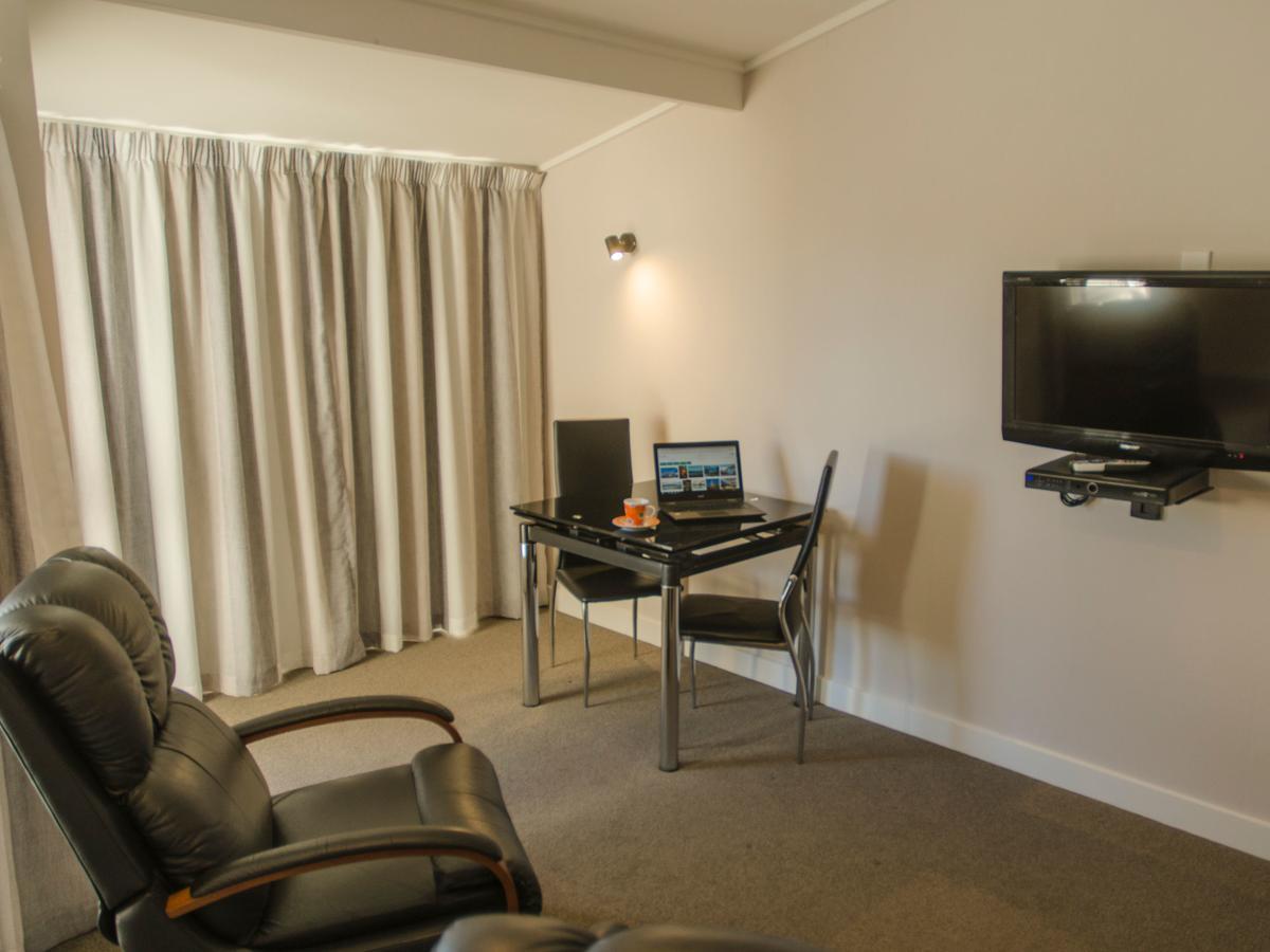 Cedar Lodge Motel Тимару Экстерьер фото