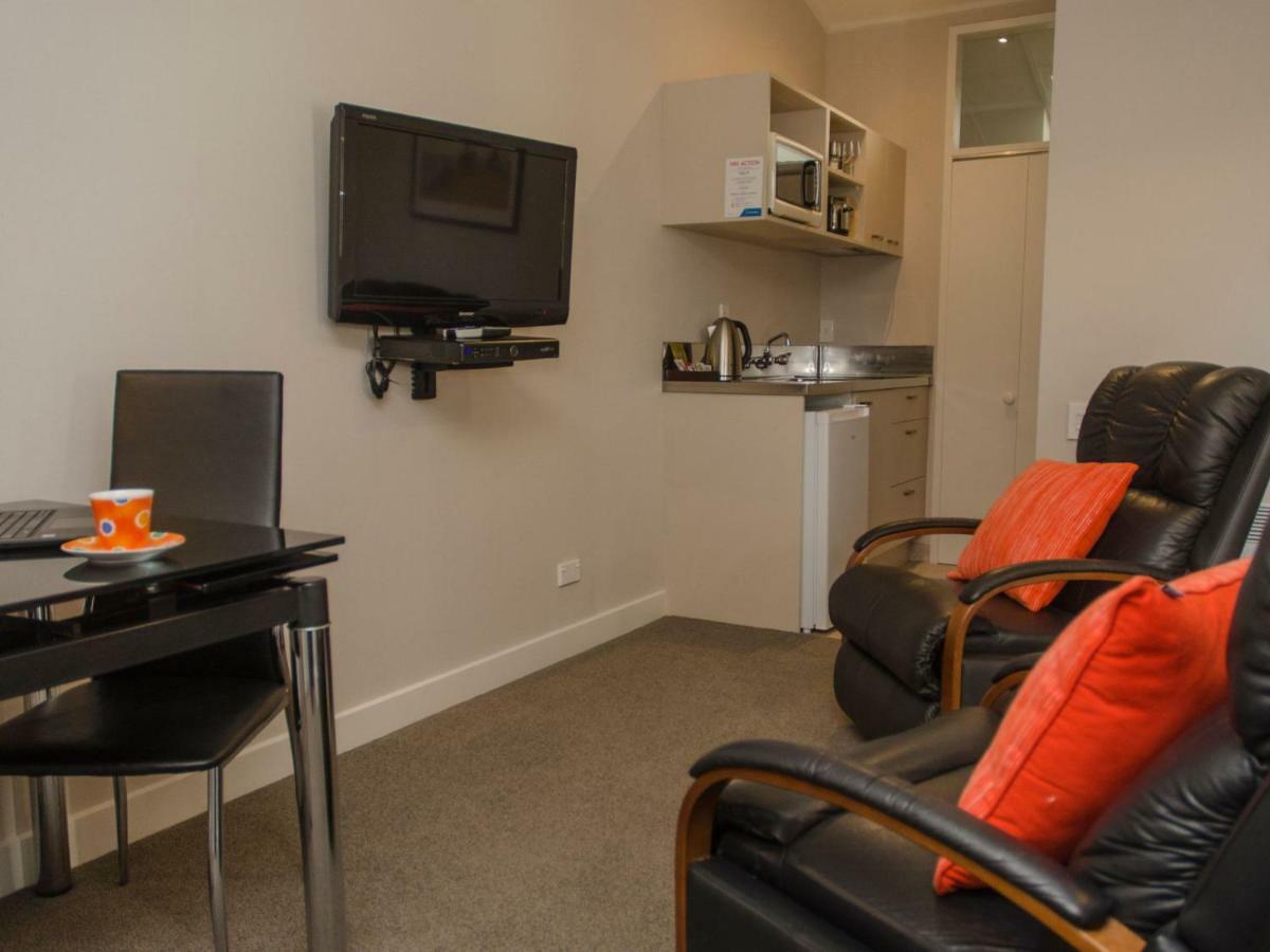 Cedar Lodge Motel Тимару Экстерьер фото